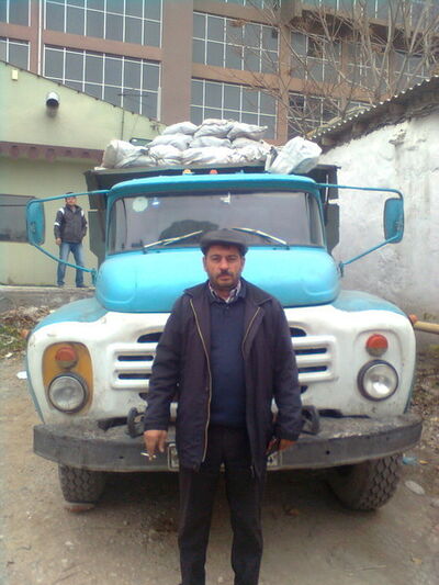  ,   Amin, 52 ,   