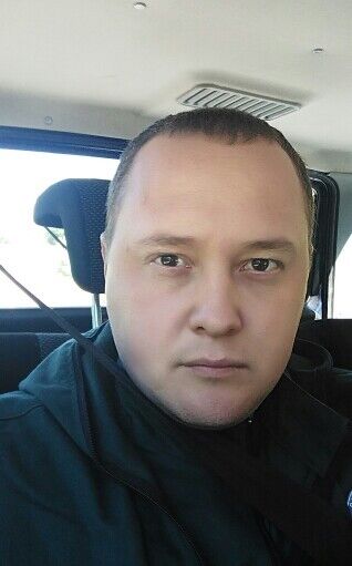  ,   Leo, 41 ,   