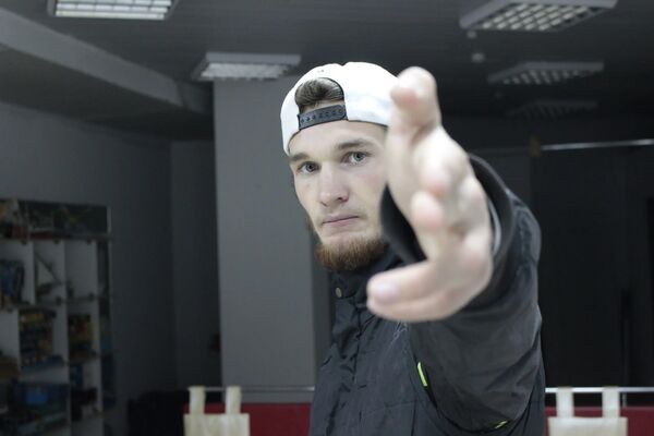  ,   Artem, 29 ,   ,   