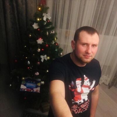  ,   Ruslan, 33 ,   ,   