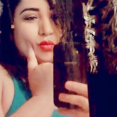 ,   Mouna, 30 ,   ,   