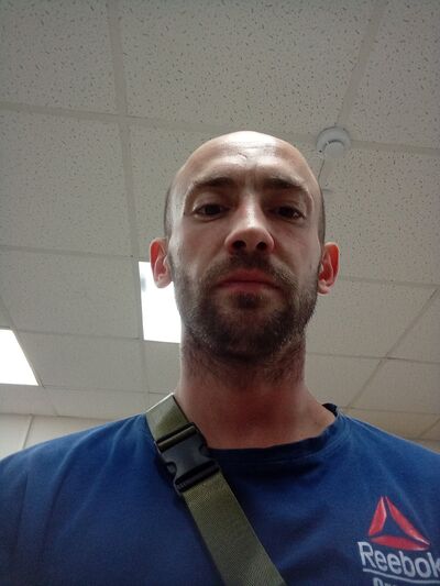 ,   Vladimir, 32 ,   ,   
