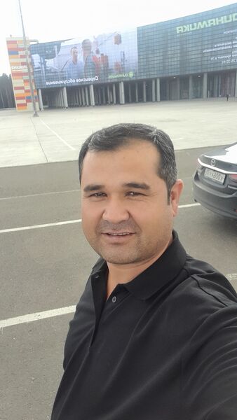  ,   Komil, 40 ,   ,   