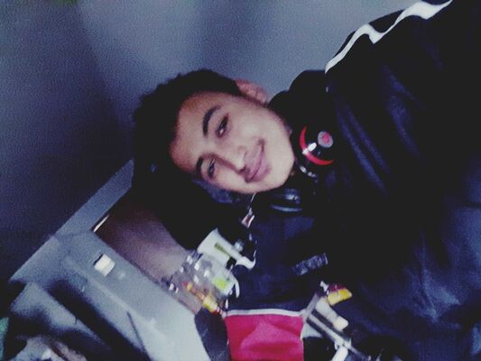  ,   Aziz, 29 ,   ,   , c 
