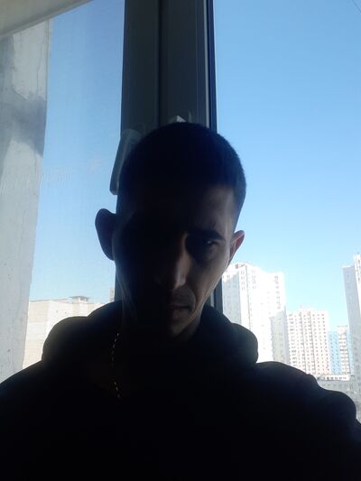  ,   Smile, 37 ,   c 