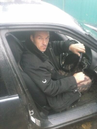  ,   Igor, 52 ,   