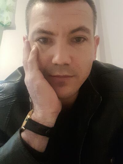  ,   Lawyer, 35 ,   ,   