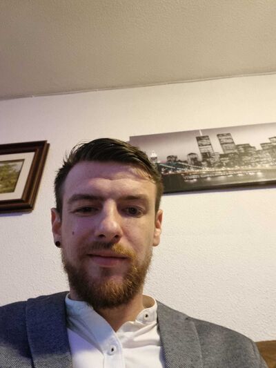  Villar del Arzobispo,   Oleksandr, 30 ,   ,   