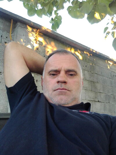  Budva,   Veselin, 53 ,     , c 