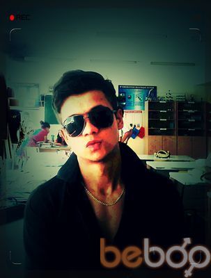  ,   Actor, 31 ,     , c , 