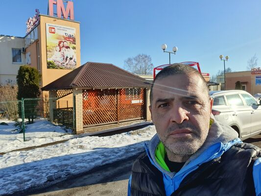  ,   Sergej, 45 ,   ,   