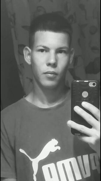  ,   Brayan, 21 ,   ,   