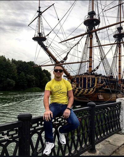  ,   Vladimir, 35 ,   ,   , c , 