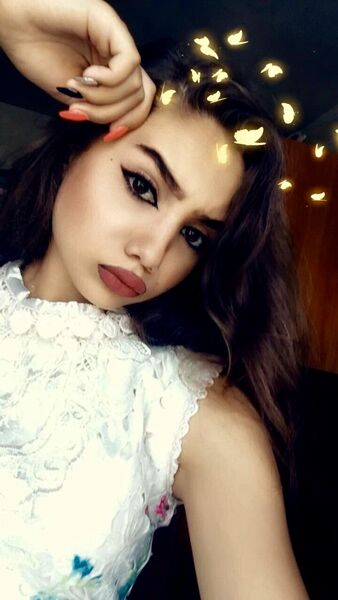  ,   Milana, 25 ,   ,   , c 