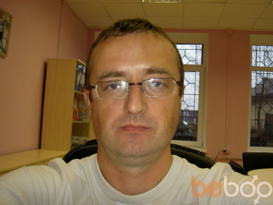  ,   Petr, 47 ,  