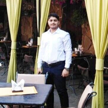  20640132  Omid, 27 ,    