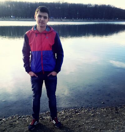  ,   Daniel, 28 ,   