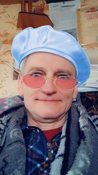  ,   Konstantin, 24 ,   , c , 