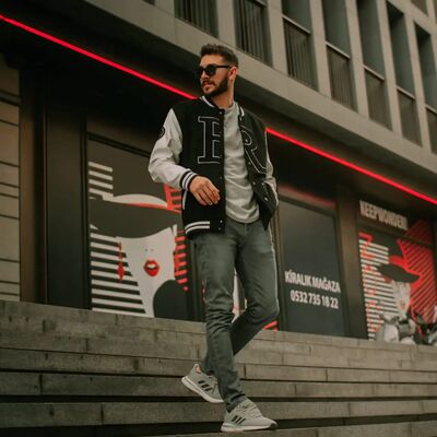  ,   Caner, 25 ,   ,   
