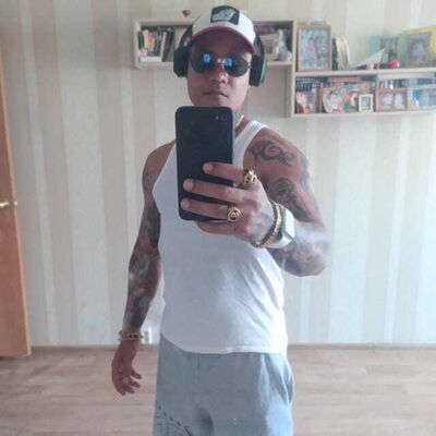 ,   Rolando, 36 ,   ,   