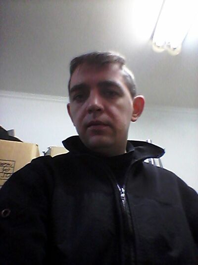  --,   , 42 ,   