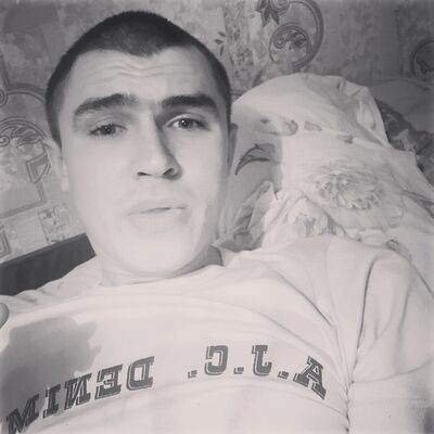  ,   Anton, 34 ,   
