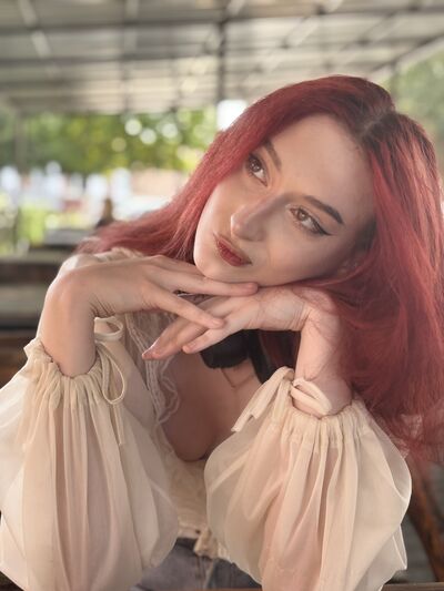  ,   Lina, 19 ,     , c 
