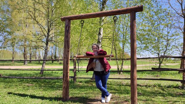  ,   Elena, 62 ,     , c 