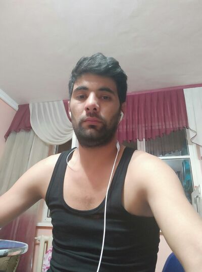  ,   Taryel, 32 ,   ,   , c 