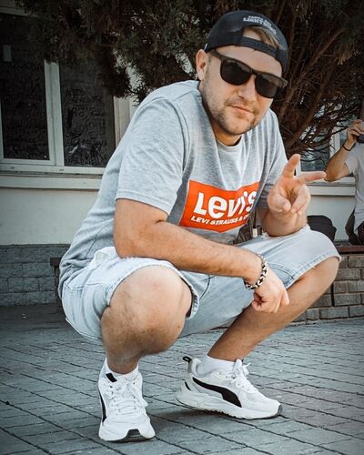  ,   , 40 ,   ,   , c 