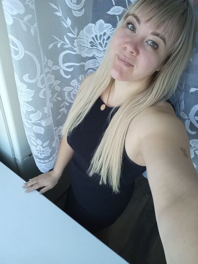  ,   Anastasia, 37 ,   ,   