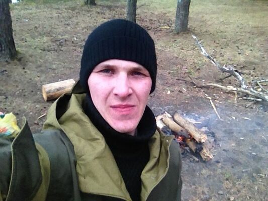  ,   Nikita, 31 ,   