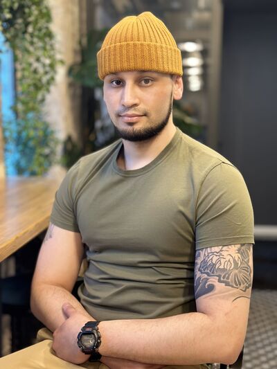  ,   Artem, 30 ,   ,   