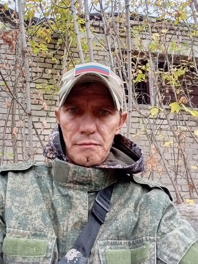  ,   Maks, 46 ,   ,   
