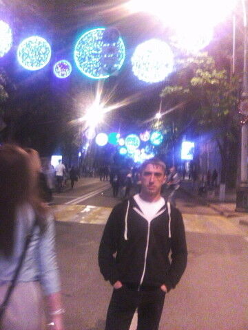  ,   YURII, 39 ,   ,   , c 