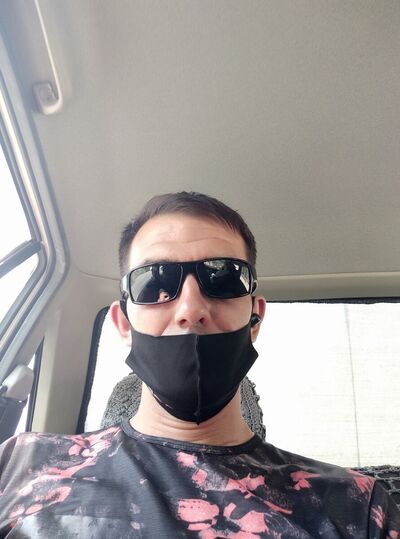  ,   Sergei, 37 ,   ,   , c 