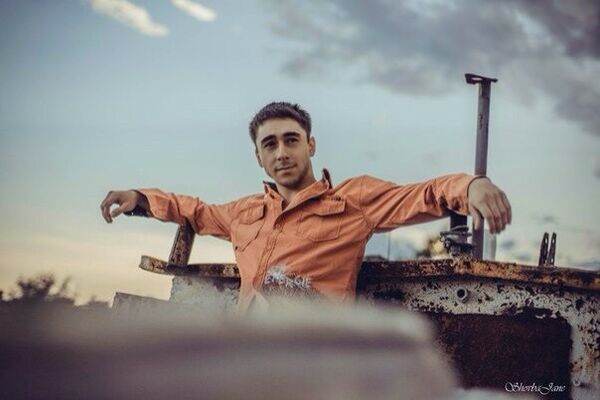  ,   Farid, 34 ,   ,   , c 