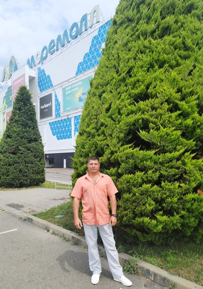  --,   , 42 ,     , c 