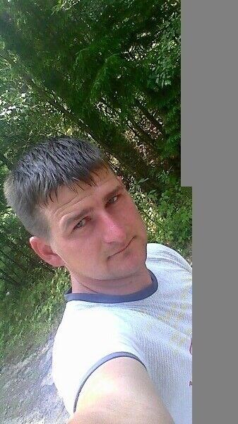  ,   Artur, 37 ,   ,   , c 