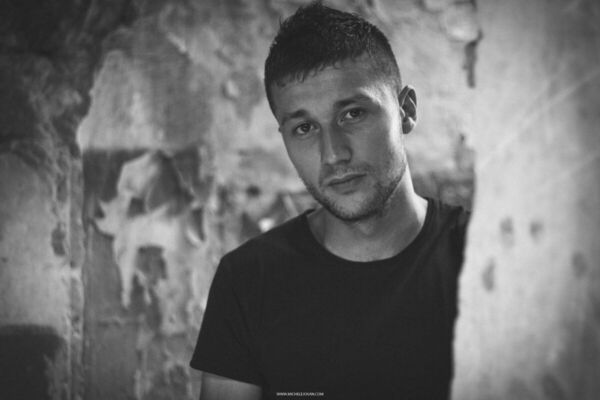  ,   Vlad, 31 ,   ,   , c 