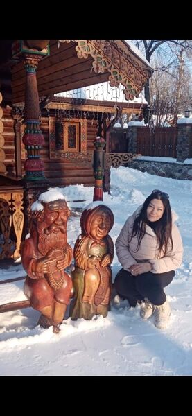  ,   Evgenia, 46 ,   c 