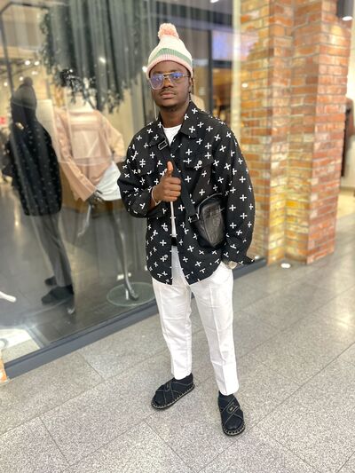  ,   Christobal, 27 ,   ,   , c 