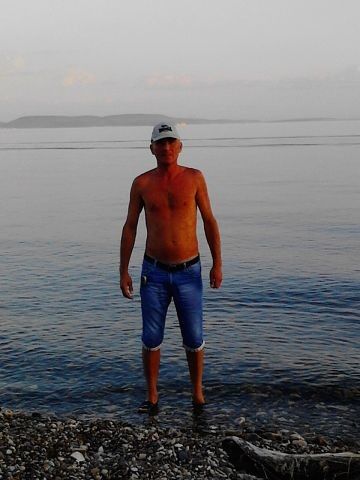 ,   Marat, 48 ,   