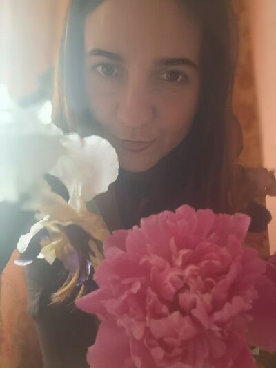  ,   Inna, 32 ,   ,   