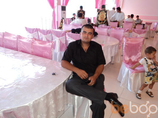 3043182  ILHOM, 39 ,    