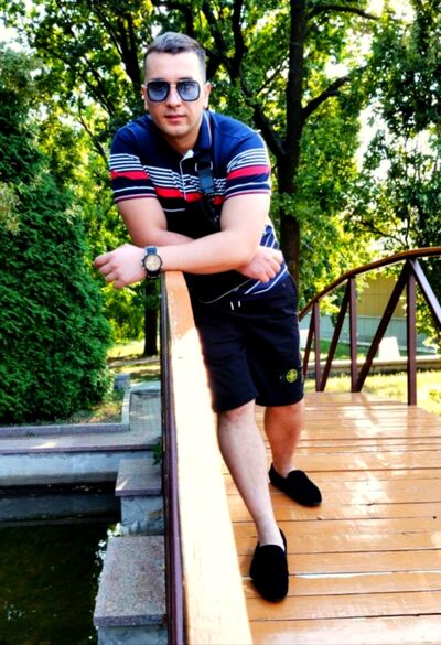 ,   Artur, 34 ,   ,   
