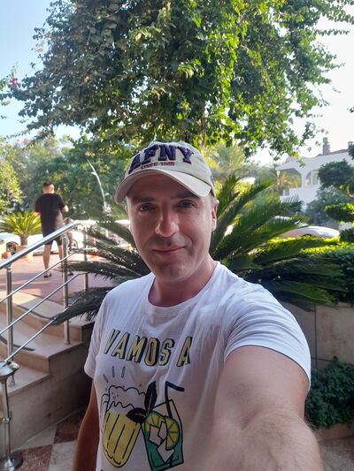  ,   Alexander, 42 ,   c 