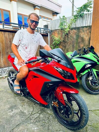  ,   AleksO, 30 ,   ,   , c , 