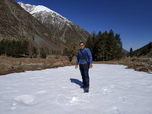  ,   Ahmed, 42 ,   ,   , c 