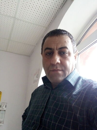   ,   Ali, 49 ,   ,   